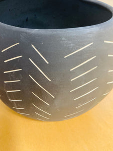 Niko Far West - Pavla Orb Planter - 6"